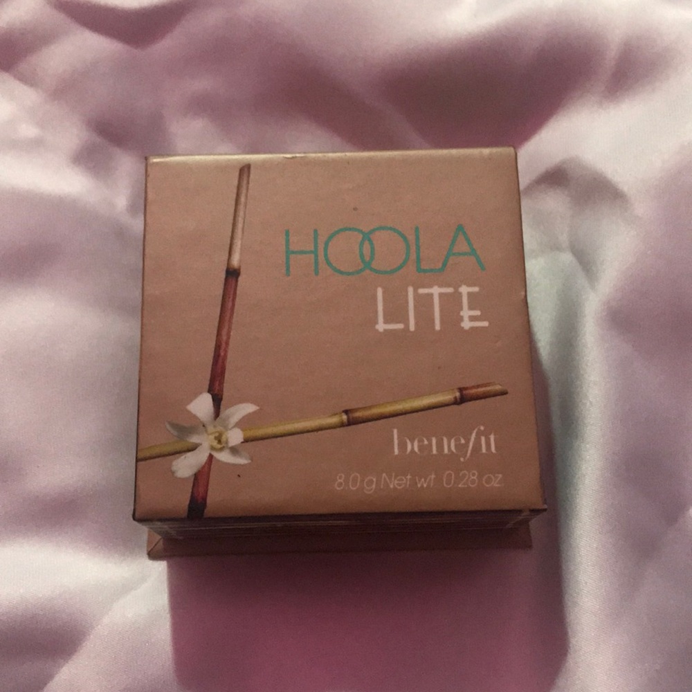 Hoola Lite Bronzer!